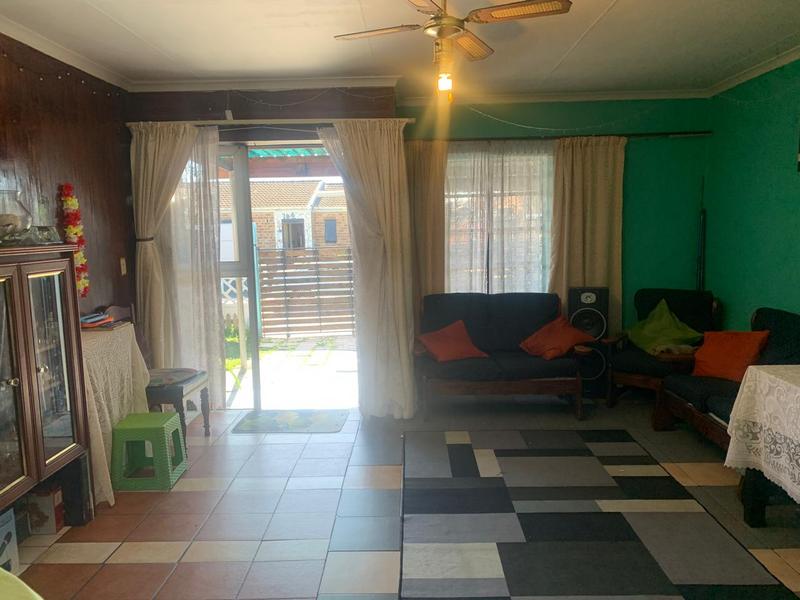 3 Bedroom Property for Sale in Lentegeur Western Cape